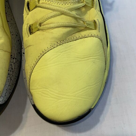 Puma Uproar Spectra Men’s Basketball Shoes Size 13 Yellow Leather Court Thunder - Picture 9 of 12
